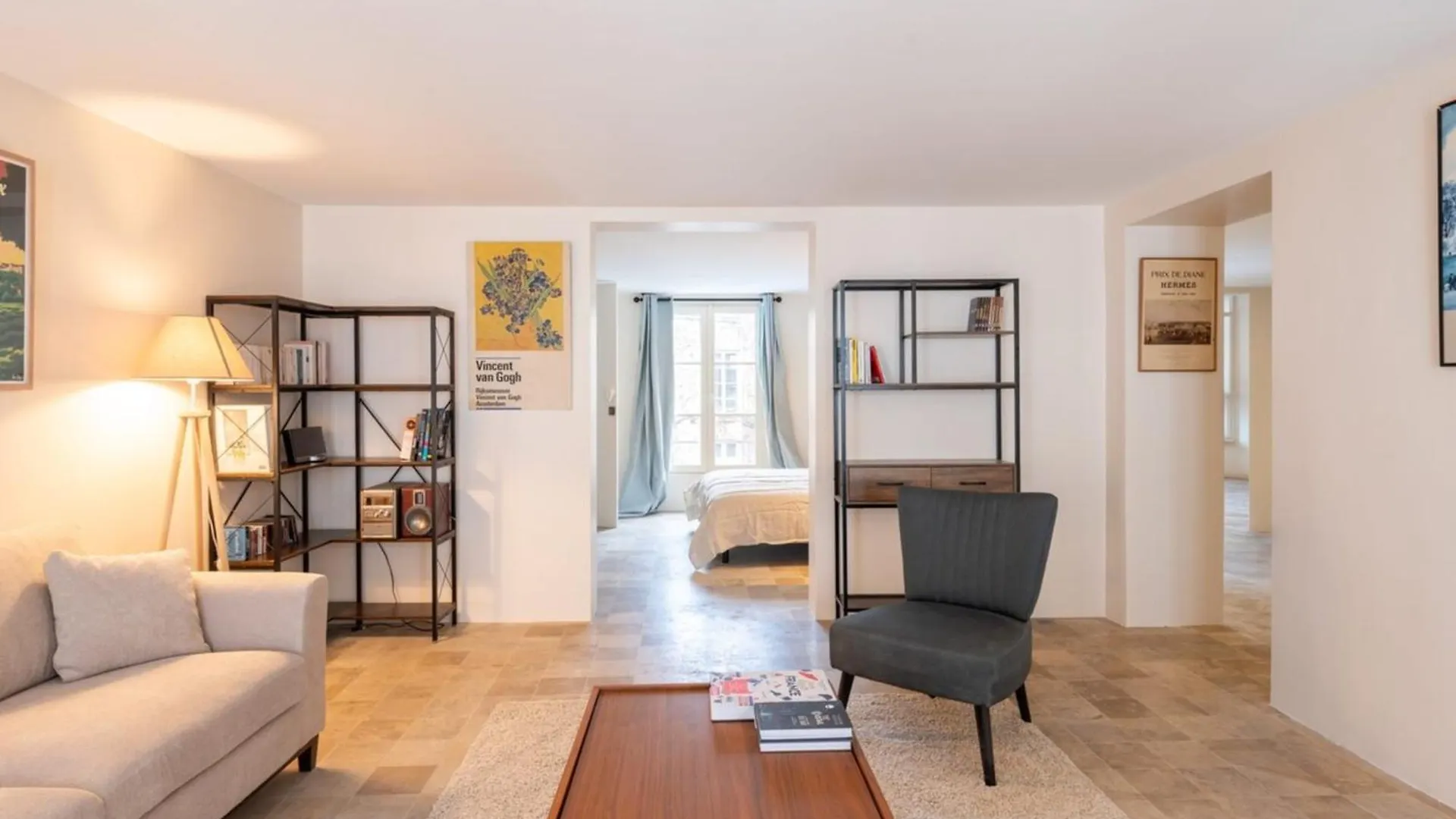 New Captivating Apartment - Saint-Germain-Des-Pres Paris France