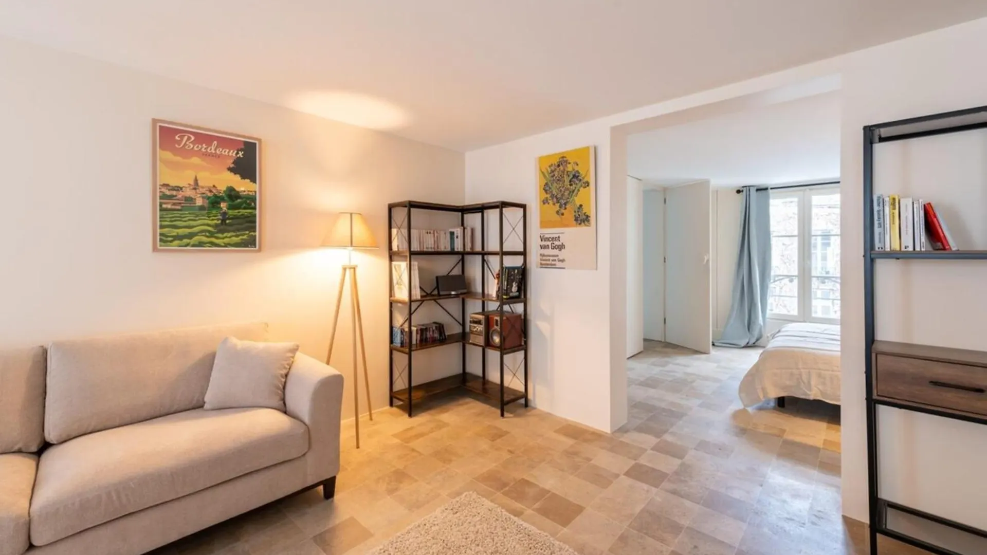 New Captivating Apartment - Saint-Germain-Des-Pres Paris France