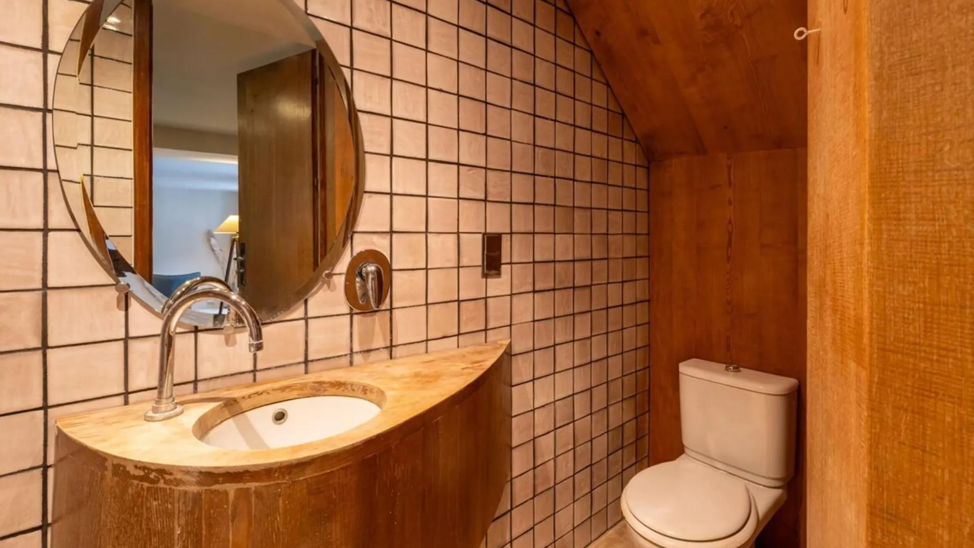 New Captivating Apartment - Saint-Germain-Des-Pres Paris France