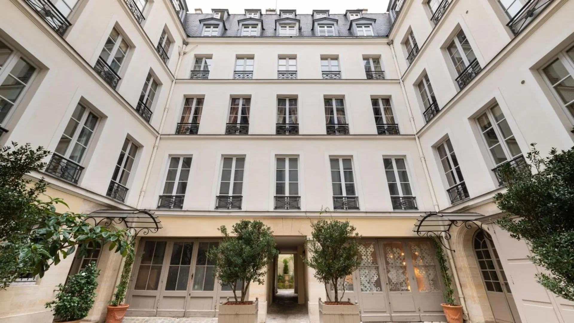 New Captivating Apartment - Saint-Germain-Des-Pres Paris